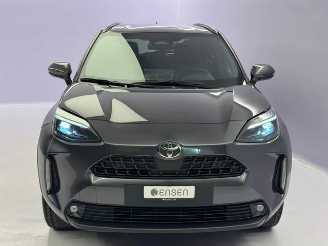 TOYOTA Yaris Cross 1.5 VVT-i HSD Trend AWD-i