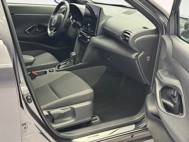 TOYOTA Yaris Cross 1.5 VVT-i HSD Trend AWD-i