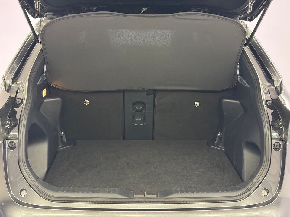 Yaris Cross 1.5 VVT-i HSD Trend AWD-i