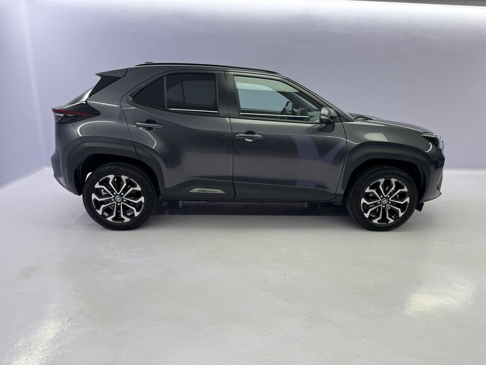 Yaris Cross 1.5 VVT-i HSD Trend AWD-i