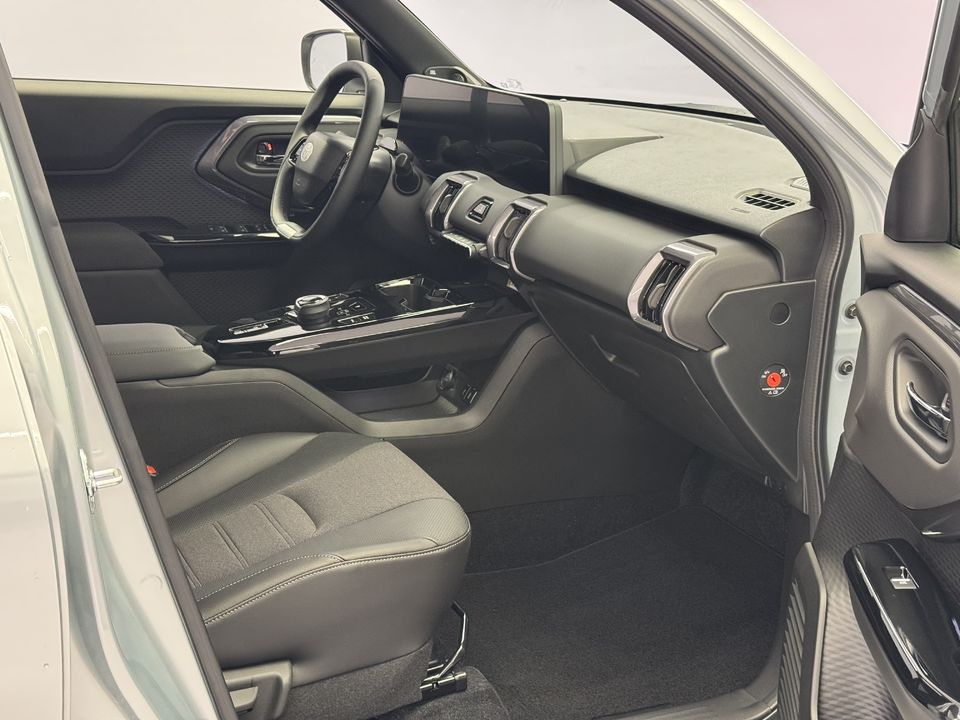 Urban Cruiser Premium AWD