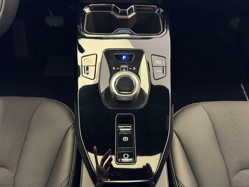 Urban Cruiser Premium AWD