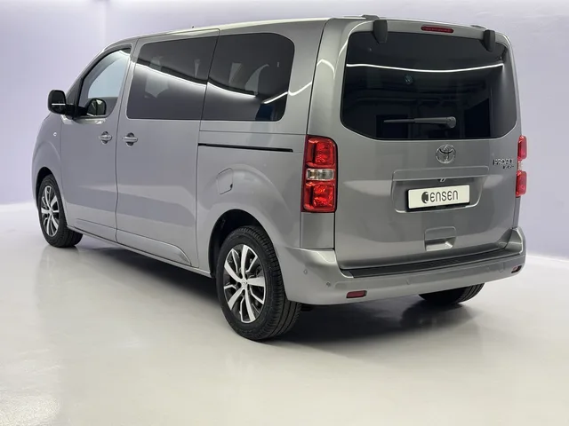 TOYOTA PROACE Verso L1 2.0 D Trend