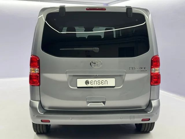 TOYOTA PROACE Verso L1 2.0 D Trend