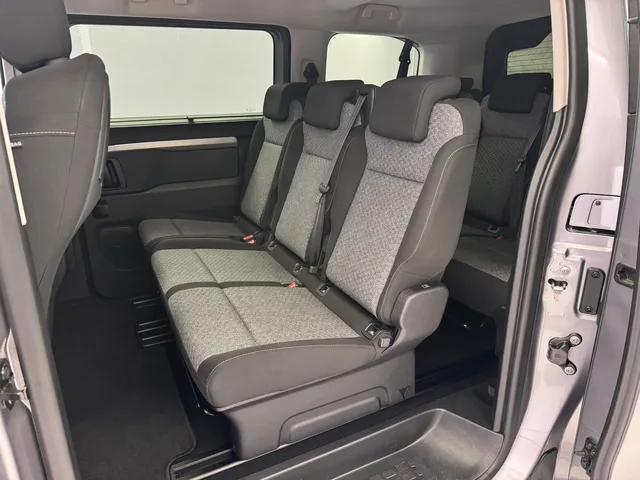 TOYOTA PROACE Verso L1 2.0 D Trend