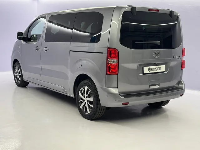 TOYOTA PROACE Verso L1 2.0 D Trend