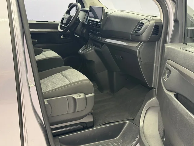 TOYOTA PROACE Verso L1 2.0 D Trend