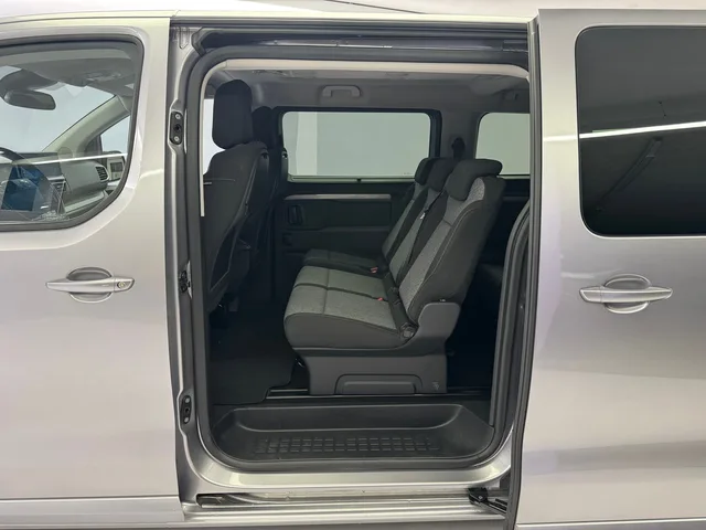 TOYOTA PROACE Verso L1 2.0 D Trend