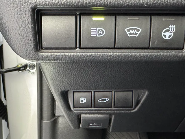 TOYOTA Prius 2.0 Plug-in-Hybrid Premium