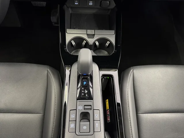 TOYOTA Prius 2.0 Plug-in-Hybrid Premium