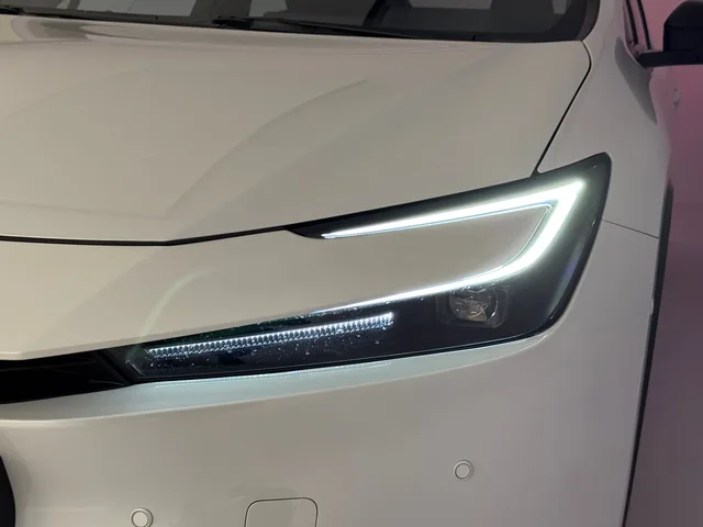 TOYOTA Prius 2.0 Plug-in-Hybrid Premium