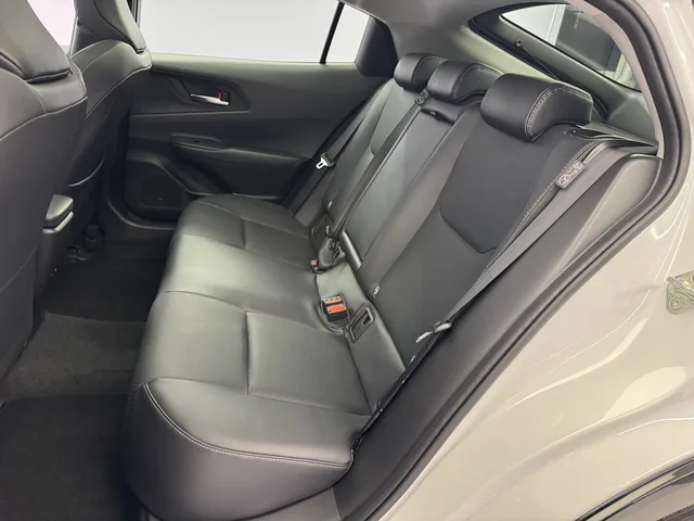 TOYOTA Prius 2.0 Plug-in-Hybrid Premium