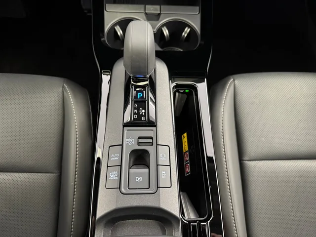 TOYOTA Prius 2.0 Plug-in-Hybrid Premium