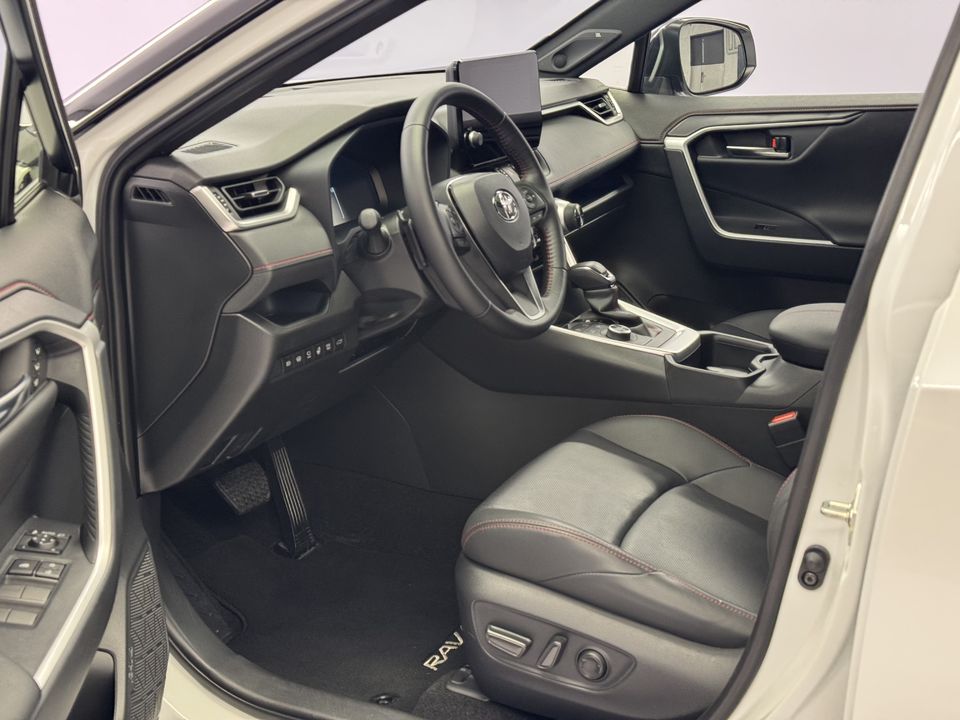 RAV4 2.5 Plug-in-Hybrid Platinum AWD-i