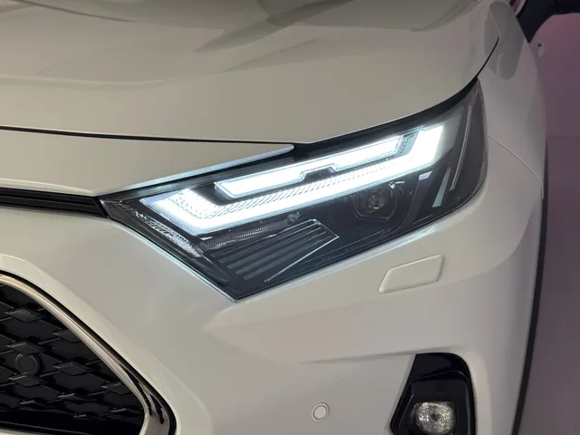 TOYOTA RAV4 2.5 Plug-in-Hybrid Platinum AWD-i