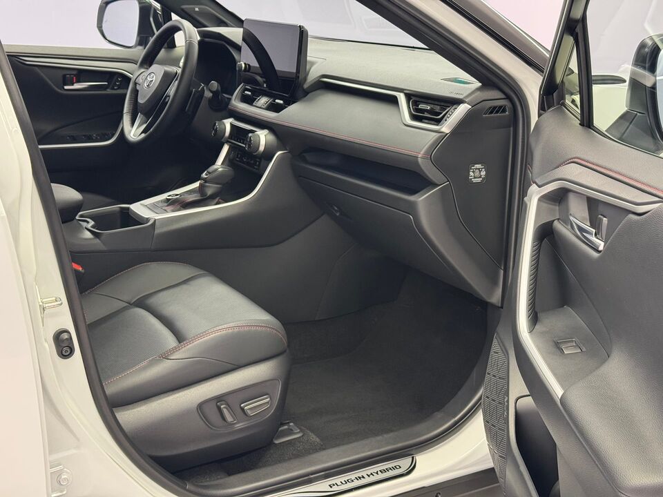 RAV4 2.5 Plug-in-Hybrid Platinum AWD-i