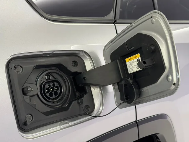 TOYOTA RAV4 2.5 Plug-in-Hybrid Platinum AWD-i