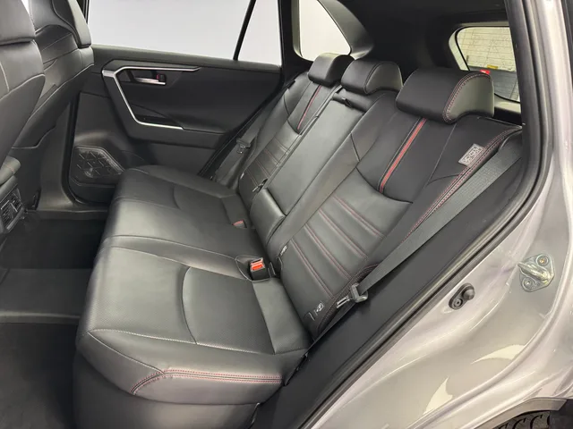 TOYOTA RAV4 2.5 Plug-in-Hybrid Platinum AWD-i