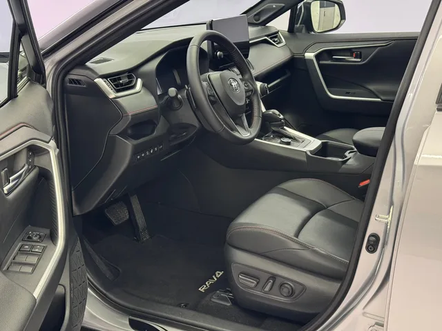 TOYOTA RAV4 2.5 Plug-in-Hybrid Platinum AWD-i