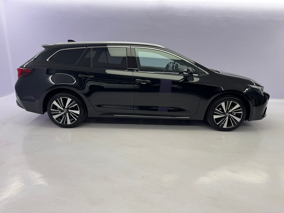 Corolla Touring Sports 1.8 HSD Trend