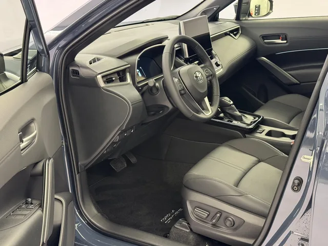 TOYOTA Corolla Cross 2.0 HSD Premium AWD-i