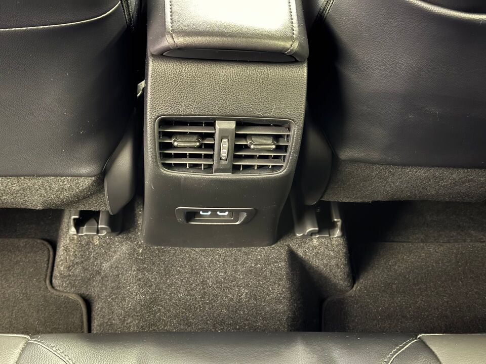 Corolla Cross 2.0 HSD Trend AWD-i