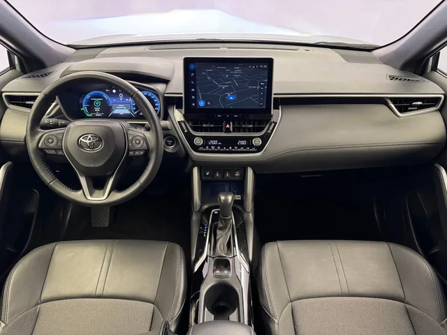 TOYOTA Corolla Cross 2.0 HSD Trend AWD-i