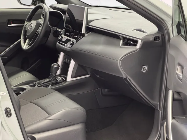 TOYOTA Corolla Cross 2.0 HSD Trend AWD-i