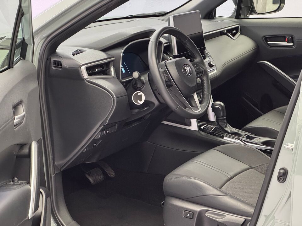 Corolla Cross 2.0 HSD Trend AWD-i