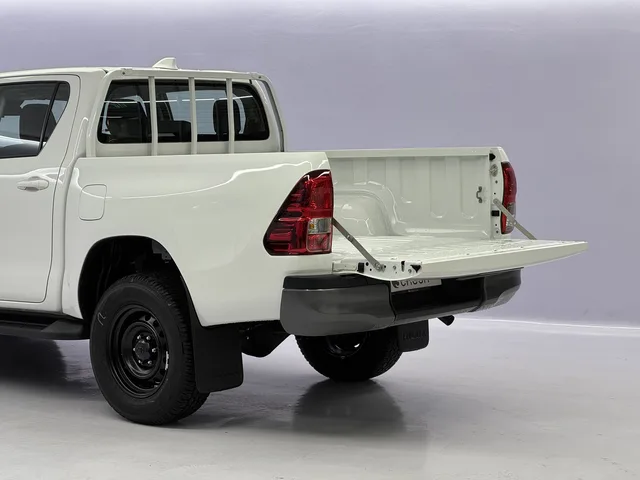 TOYOTA Hilux Double Cab.-Pick-up 2.8 D-4D 204 Comfort 4x4