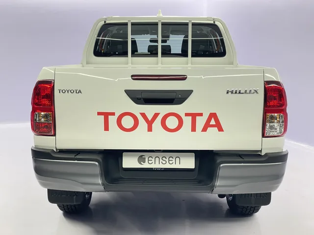 TOYOTA Hilux Double Cab.-Pick-up 2.8 D-4D 204 Comfort 4x4