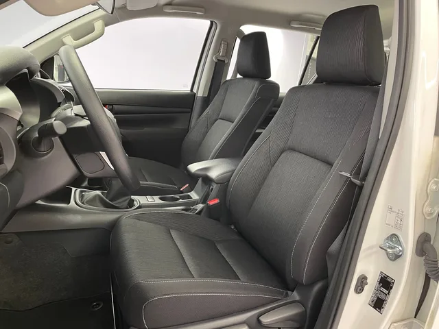 TOYOTA Hilux Double Cab.-Pick-up 2.8 D-4D 204 Comfort 4x4