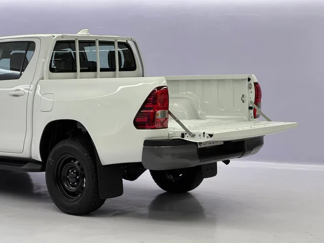 TOYOTA Hilux Double Cab.-Pick-up 2.8 D-4D 204 Comfort 4x4