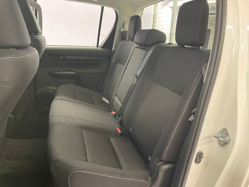 Hilux Double Cab.-Pick-up 2.8 D-4D 204 Comfort 4x4