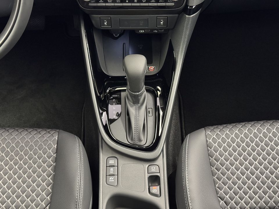 Yaris 1.5 VVT-i HSD Premium