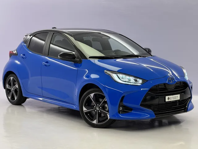 TOYOTA Yaris 1.5 VVT-i HSD Premium