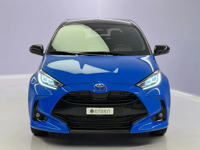 TOYOTA Yaris 1.5 VVT-i HSD Premium