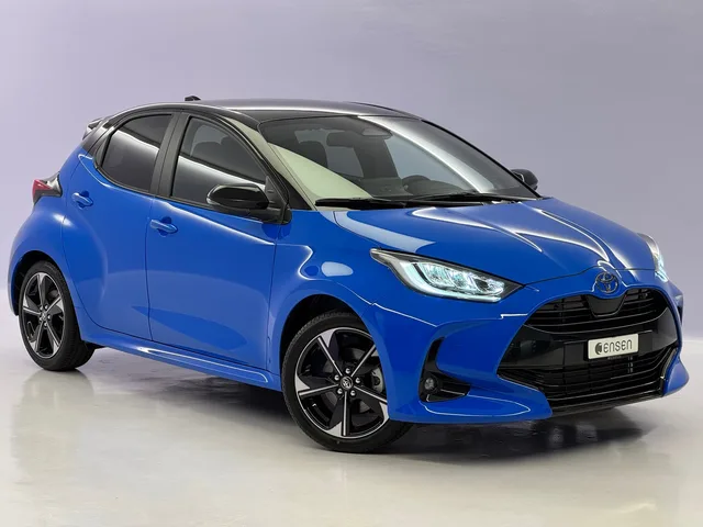 TOYOTA Yaris 1.5 VVT-i HSD Premium