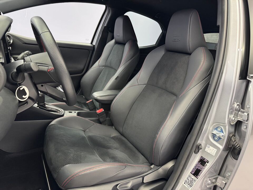Yaris 1.5 VVT-i HSD GR Sport