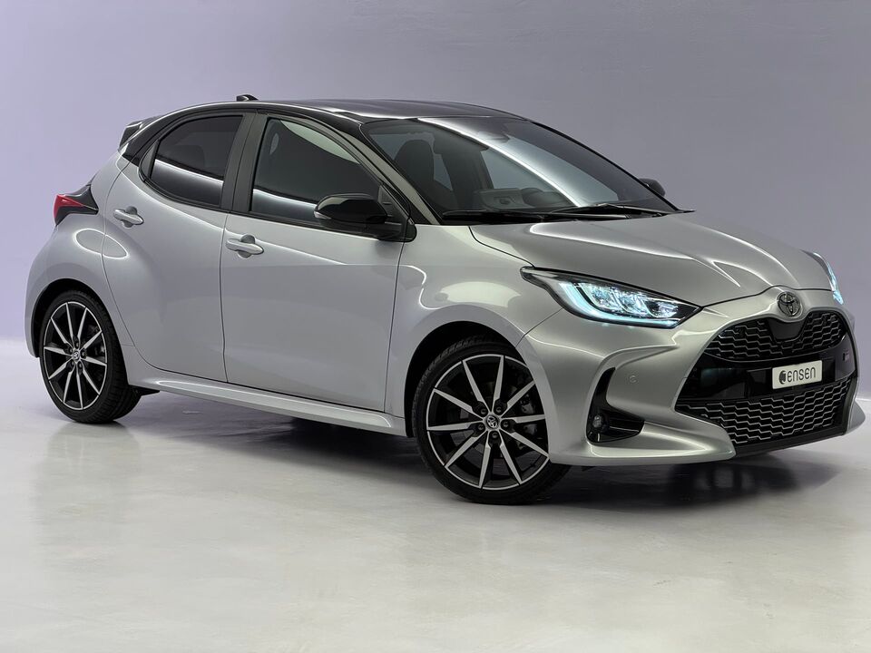Yaris 1.5 VVT-i HSD GR Sport