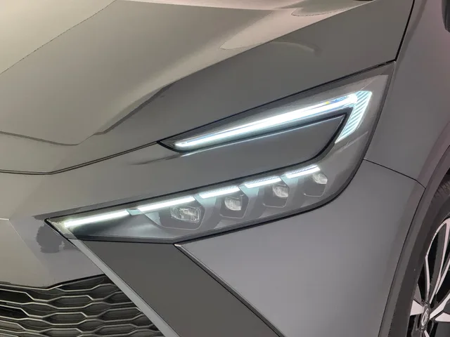 TOYOTA C-HR 2.0 HEV Trend 4x4