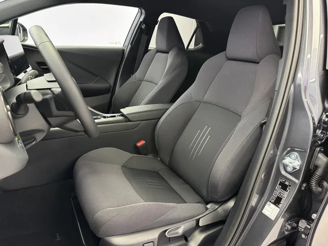 TOYOTA C-HR 2.0 HEV Trend 4x4