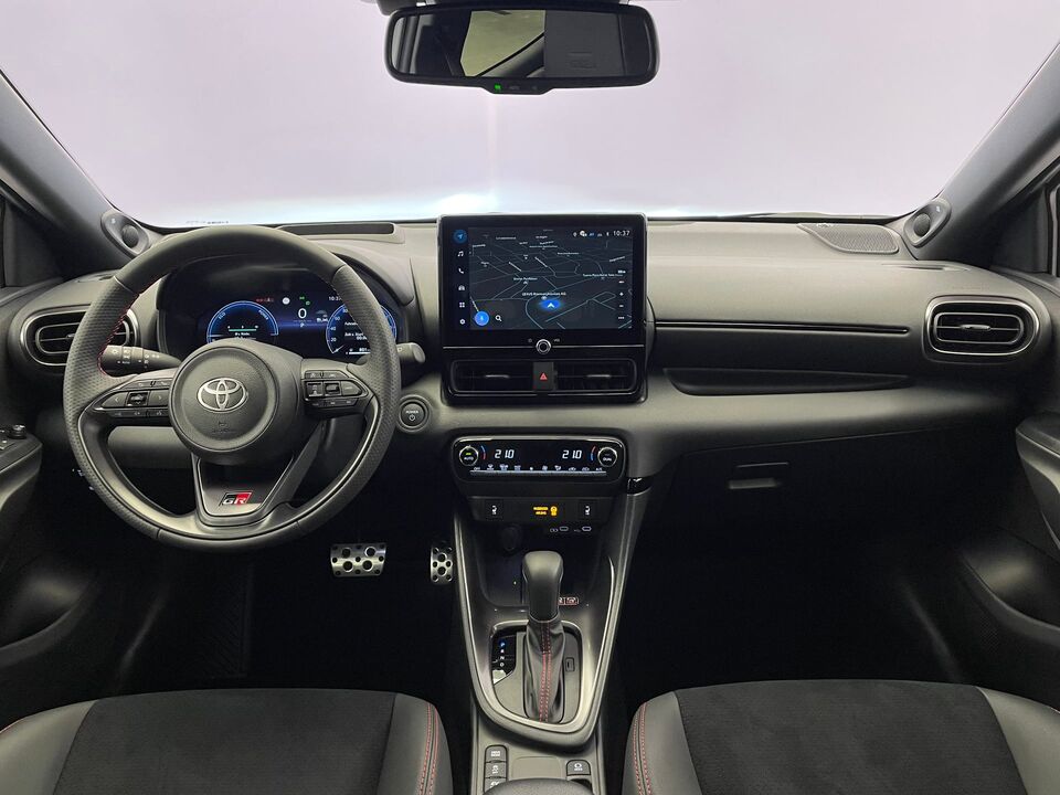 Yaris 1.5 VVT-i HSD GR Sport