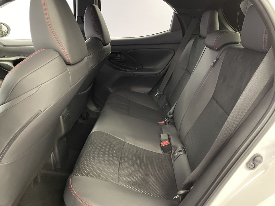 Yaris 1.5 VVT-i HSD GR Sport
