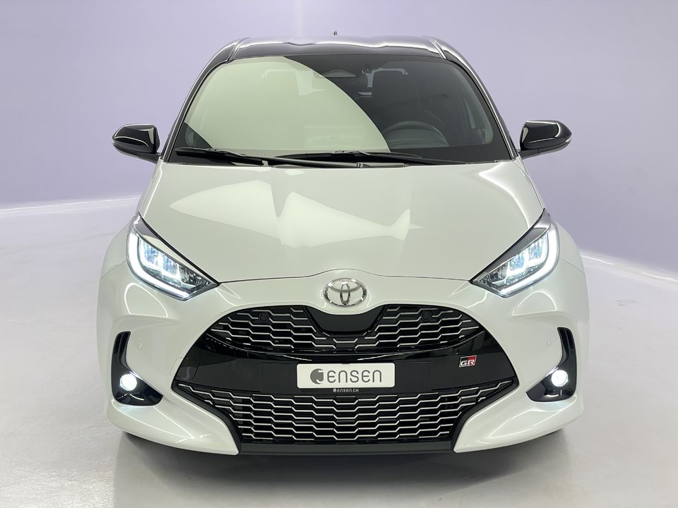 Yaris 1.5 VVT-i HSD GR Sport