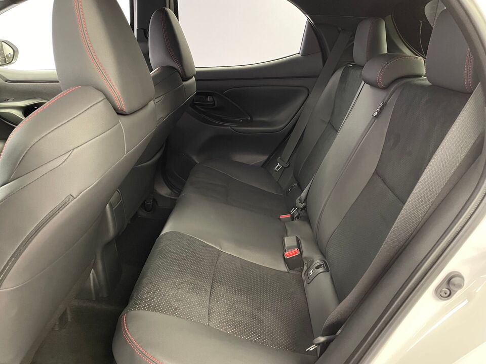 Yaris 1.5 VVT-i HSD GR Sport