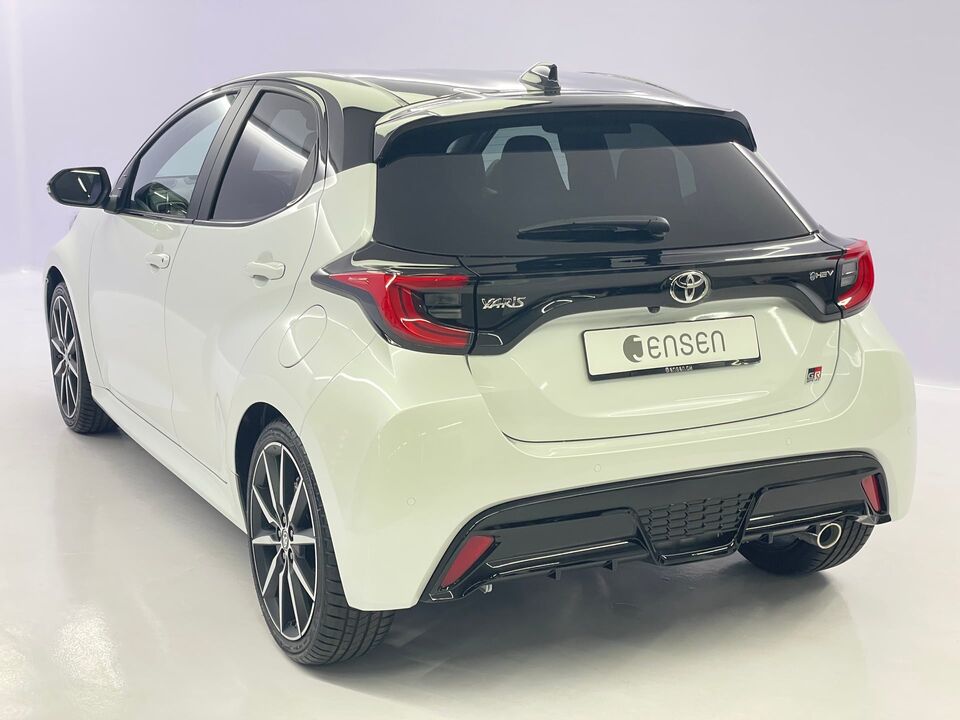 Yaris 1.5 VVT-i HSD GR Sport