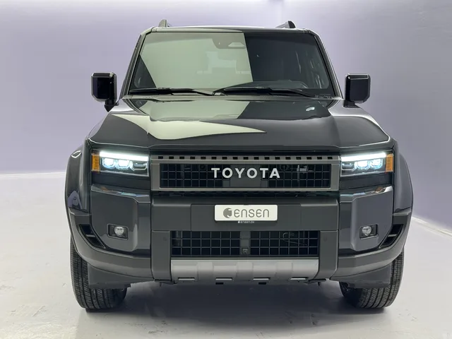 TOYOTA Land Cruiser 2.8 D 48V Invincible AWD