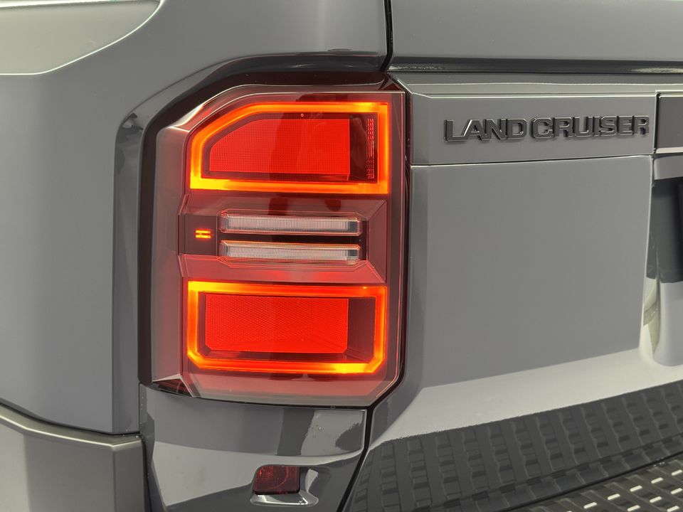 Land Cruiser 2.8 D 48V Invincible AWD