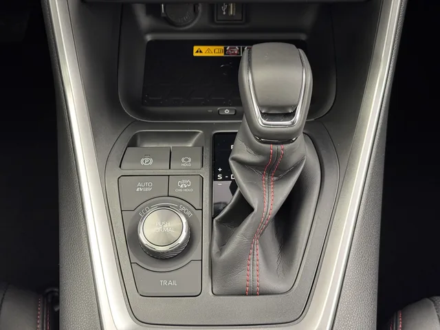 TOYOTA RAV4 2.5 Plug-in-Hybrid Platinum AWD-i